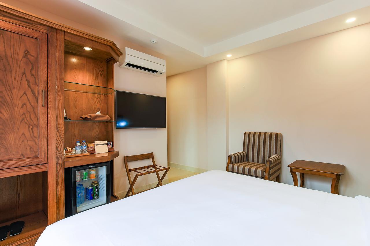 Hoang Lan Hotel Ho Chi Minh-staden Exteriör bild