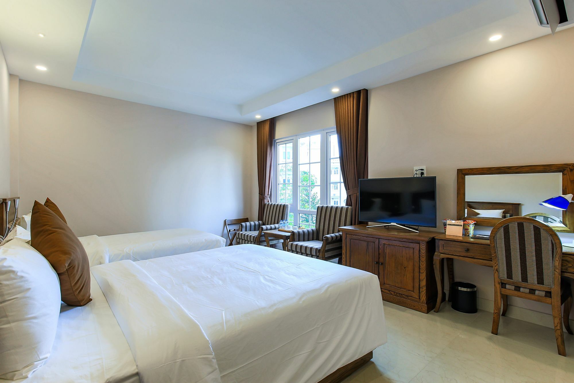 Hoang Lan Hotel Ho Chi Minh-staden Exteriör bild